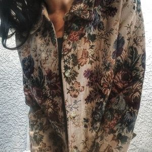 Floral design fitted coat